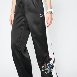 PUMA Women's Premium Archive T7 Pants